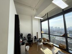 Woods Square (D25), Office #553302531